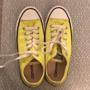 Fluorescent yellow converse
